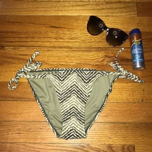Old Navy bathing suit bottoms